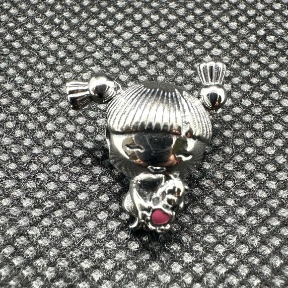 🆕LITTLE Girl Charm - Picture 6 of 6